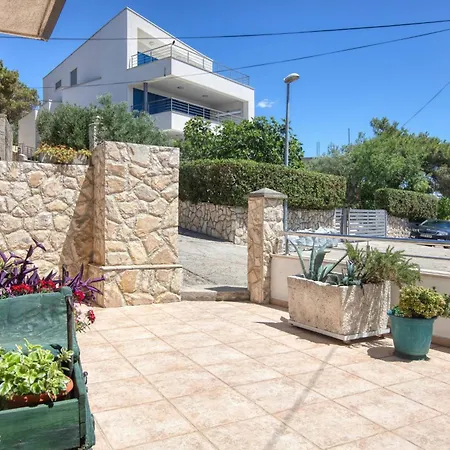 Apartment 812b Tisno