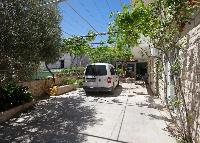 812b アパート ティスノ